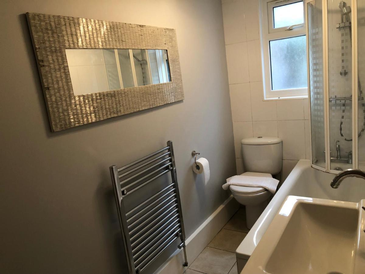 Marble Apartments Tooting Broadway Лондон Екстер'єр фото